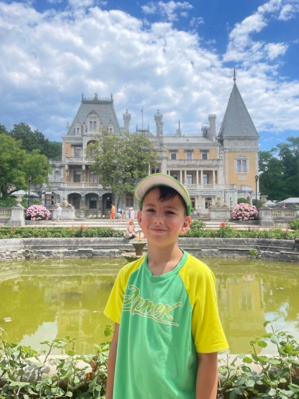 #ЛЕТНИЕ_КАНИКУЛЫ #Макеевка #АРТЕК Почти неделю назад учащийся 3В класса Лосев Михаил вернулся из Международного детского центра «Артек»..